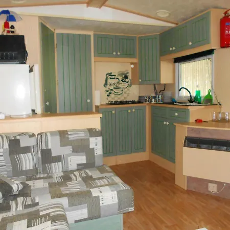2 Bedrooms Property With Enclosed Garden And Wifi At Blier Дом отдыха